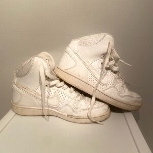 USED, WHITE NIKES, 6.5